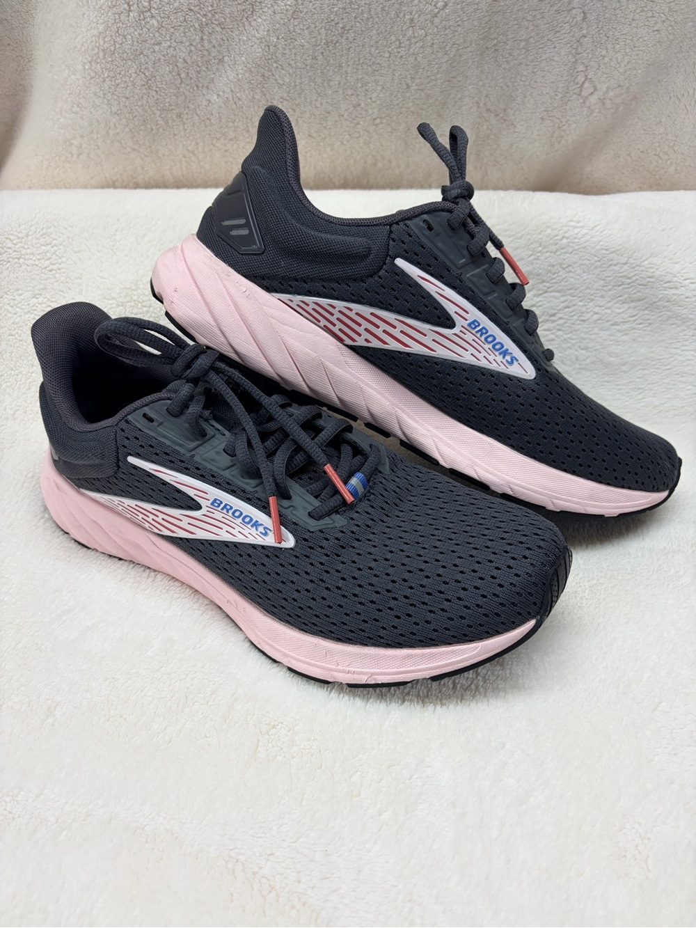 Brooks Women’s Black and Light Pink Athletic Running Shoes